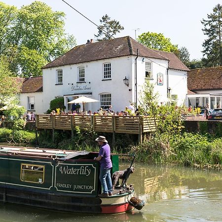 The Dundas Arms Kintbury Εξωτερικό φωτογραφία