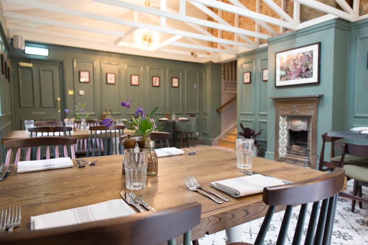 The Dundas Arms Kintbury Εξωτερικό φωτογραφία