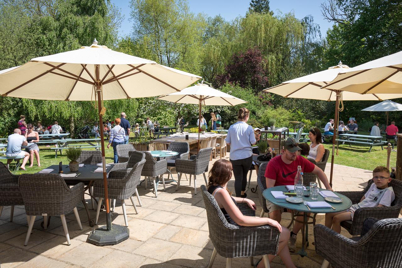 The Dundas Arms Kintbury Εξωτερικό φωτογραφία