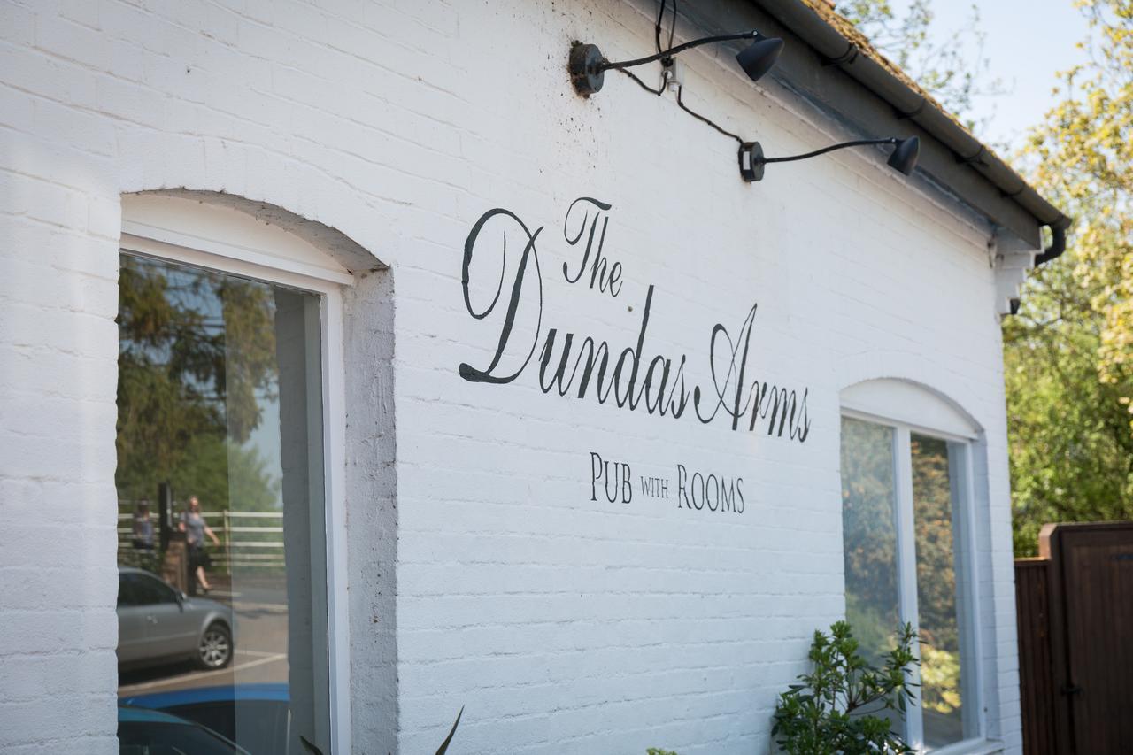 The Dundas Arms Kintbury Εξωτερικό φωτογραφία