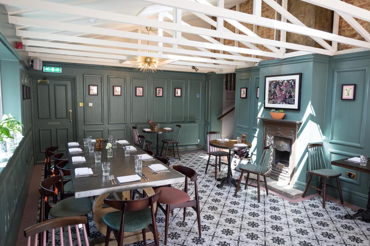 The Dundas Arms Kintbury Εξωτερικό φωτογραφία